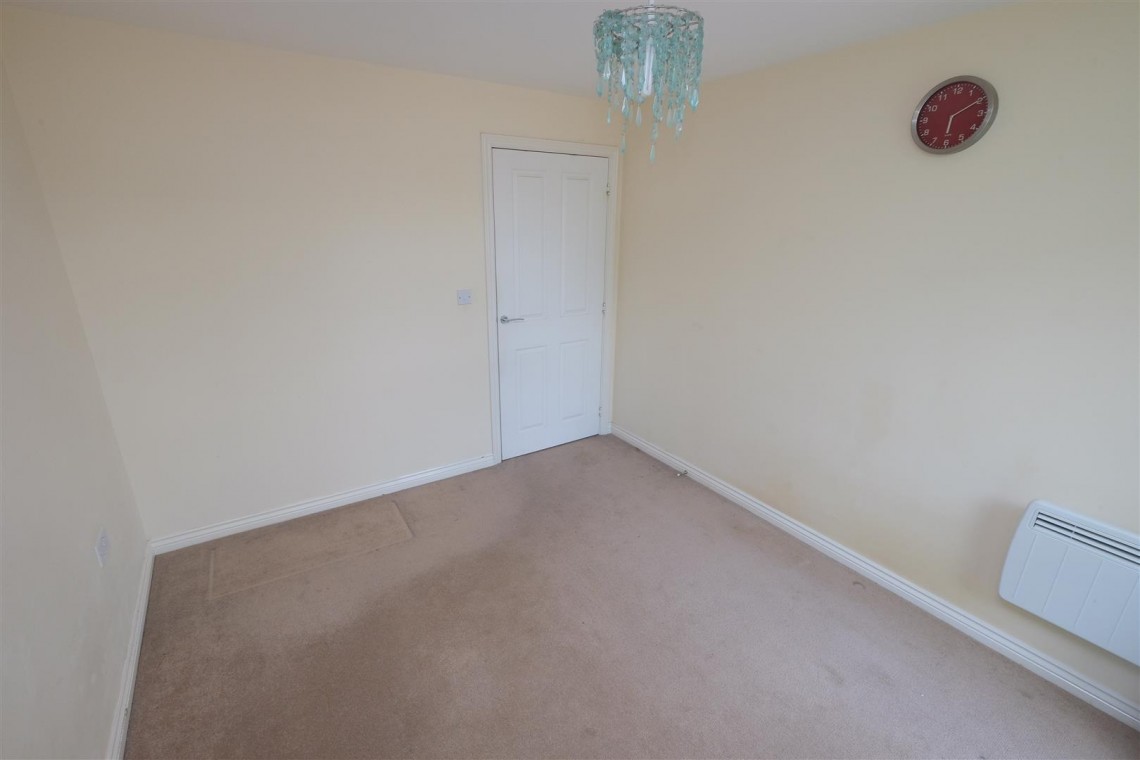 Images for VACANT FLAT | BS3