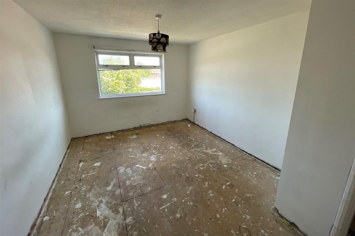 Images for HOUSE | UPDATING | TA9