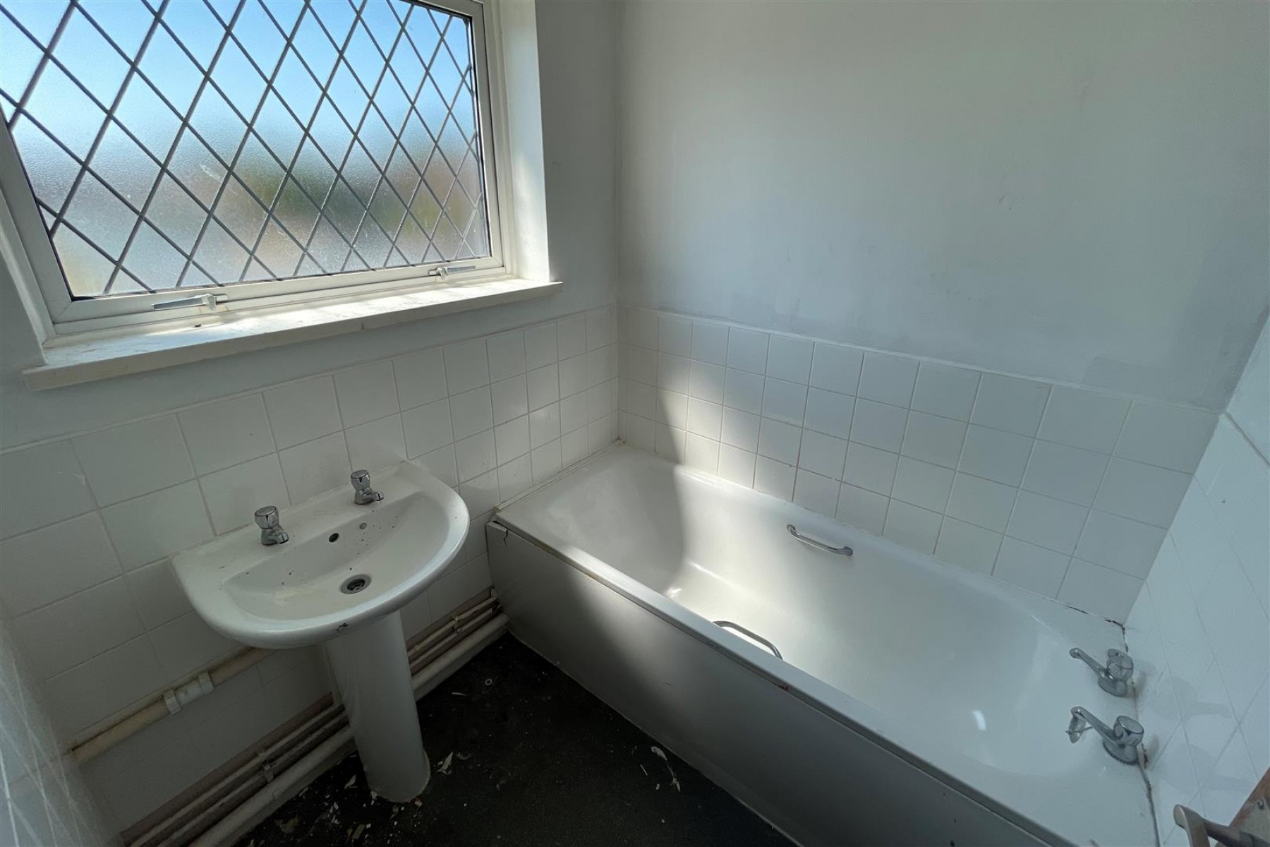 Images for HOUSE | UPDATING | TA9