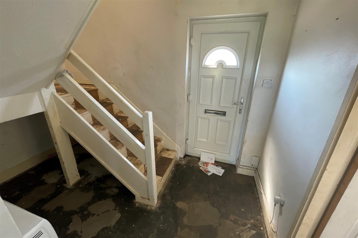 Images for HOUSE | UPDATING | TA9