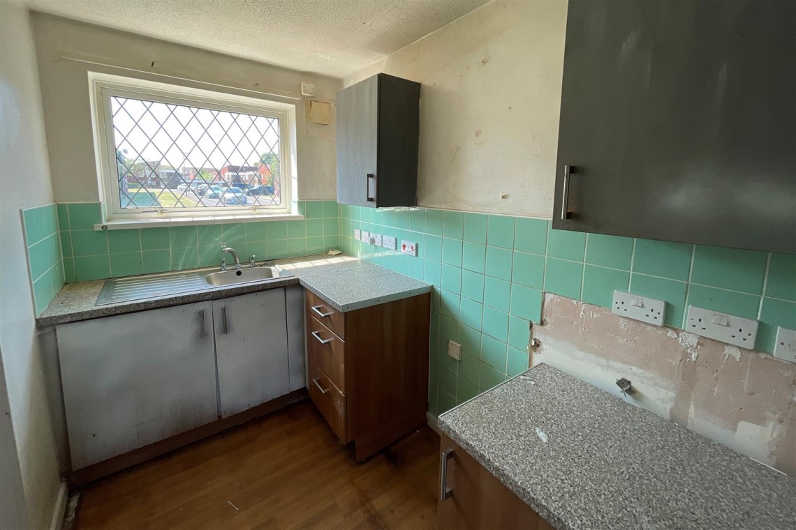 Images for HOUSE | UPDATING | TA9