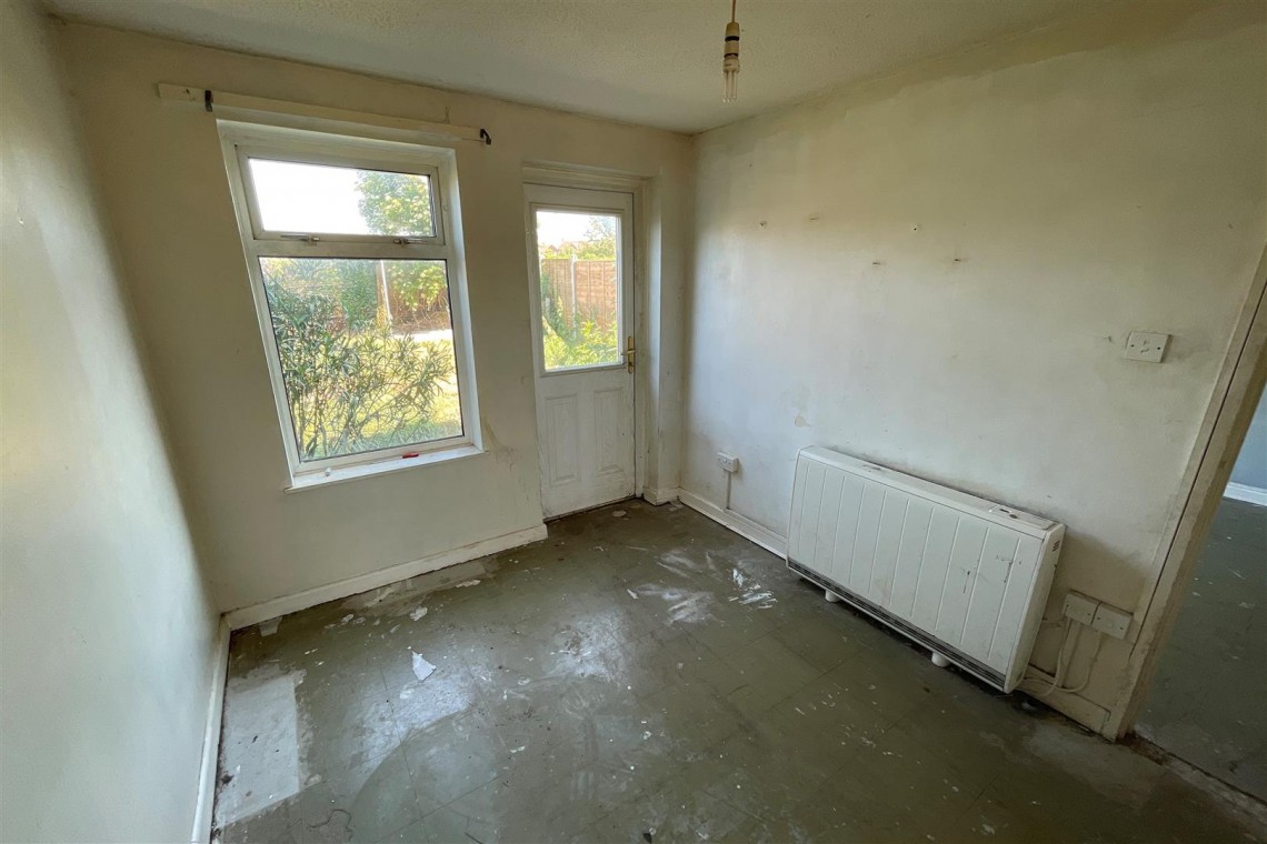 Images for HOUSE | UPDATING | TA9