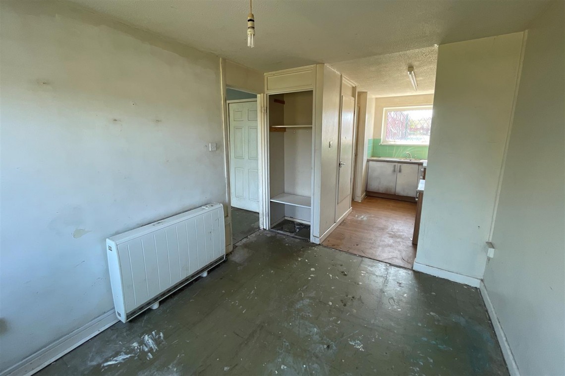 Images for HOUSE | UPDATING | TA9