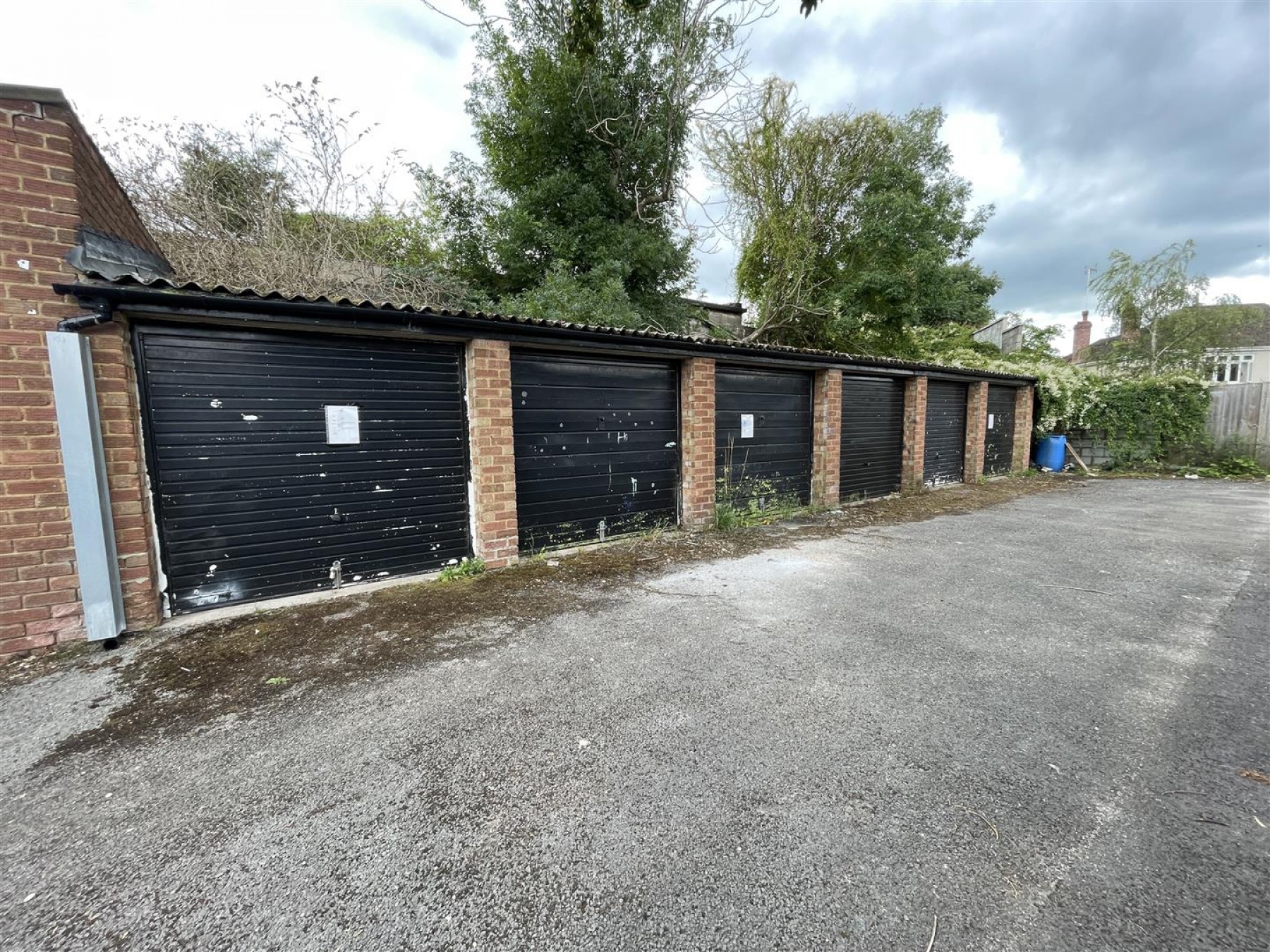 Images for 9 GARAGES | FREEHOLD SITE | BS16