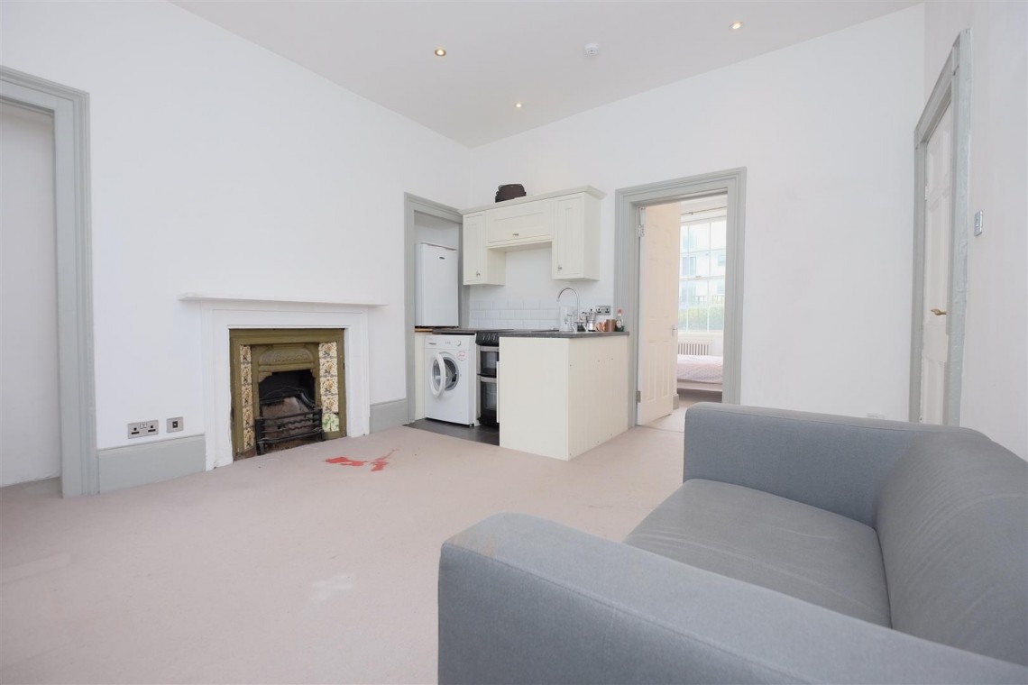 Images for FLAT | BA1