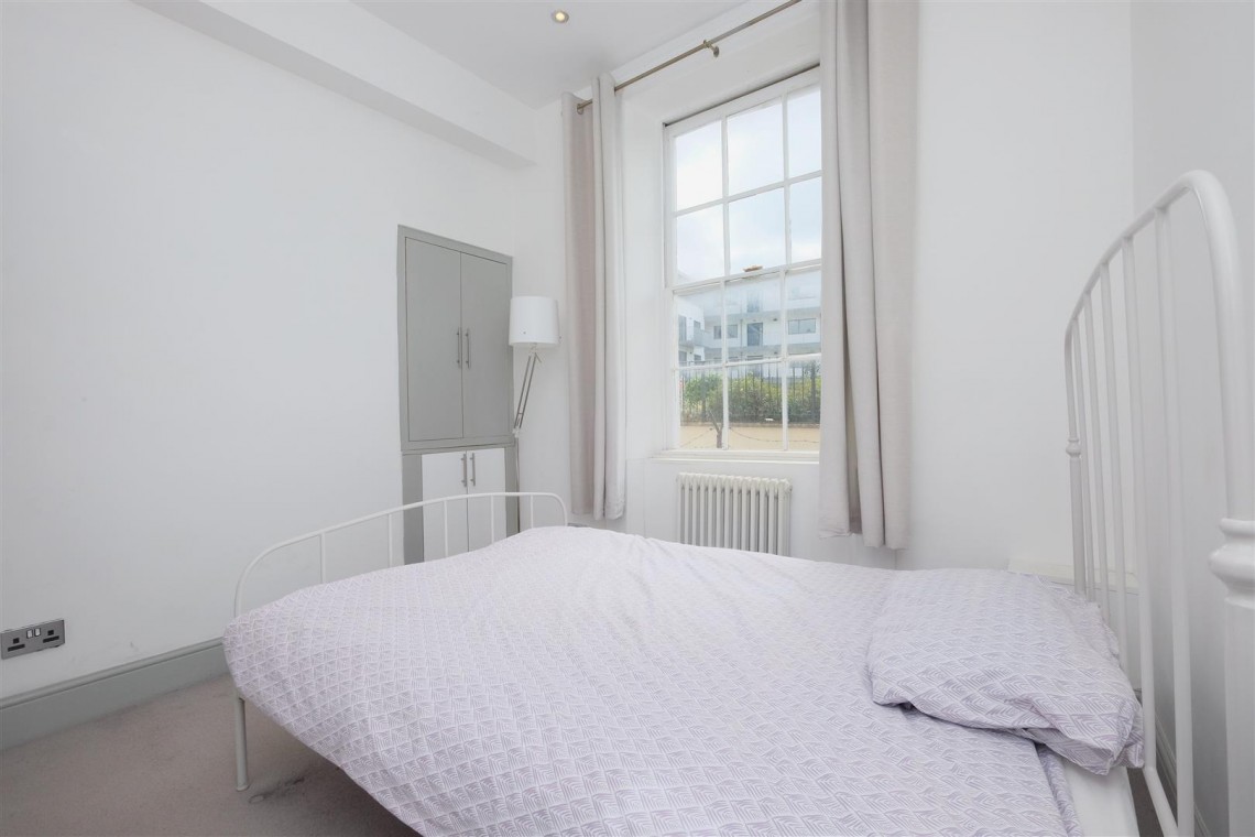 Images for FLAT | BA1