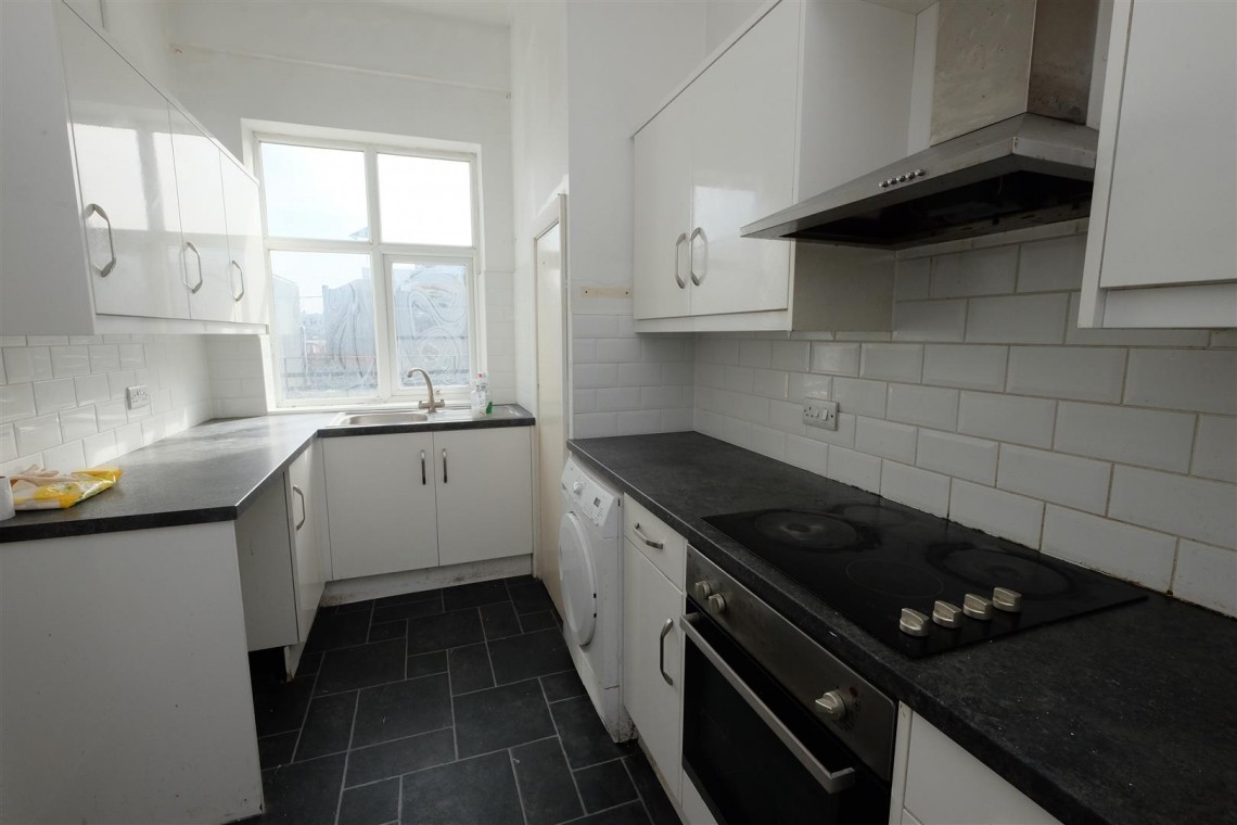 Images for 3 BED FLAT | SHOP | GARAGE | WSM