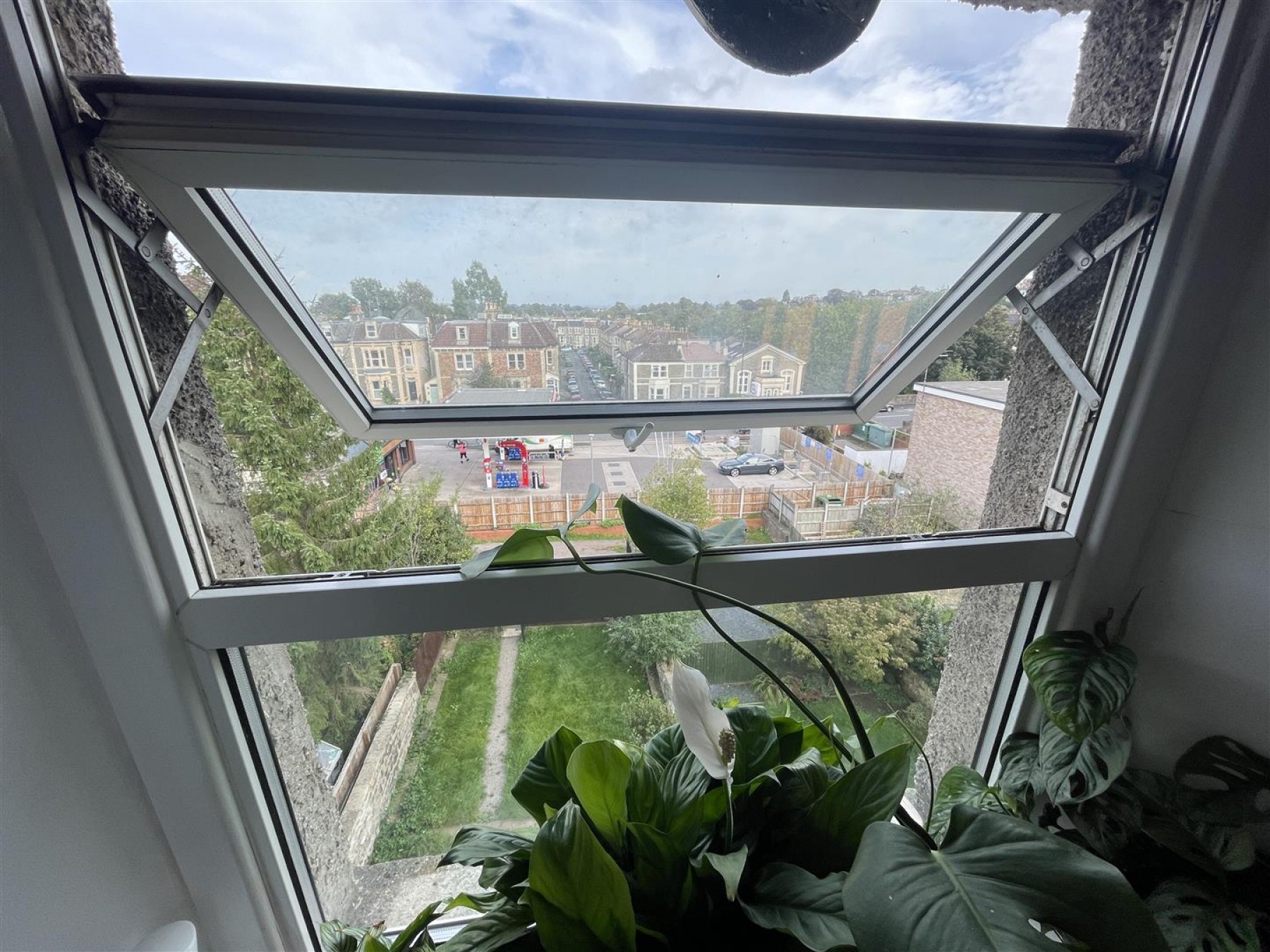 Images for FLAT | CASH BUYERS ONLY | BS6