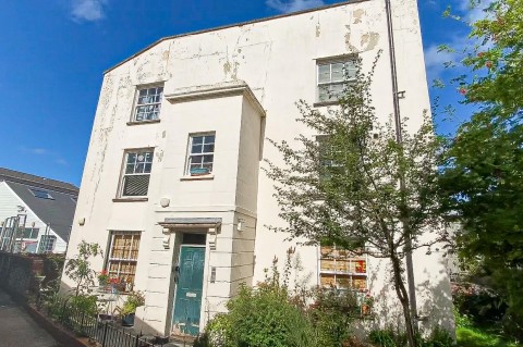 View Full Details for HALL FLOOR FLAT | BS6