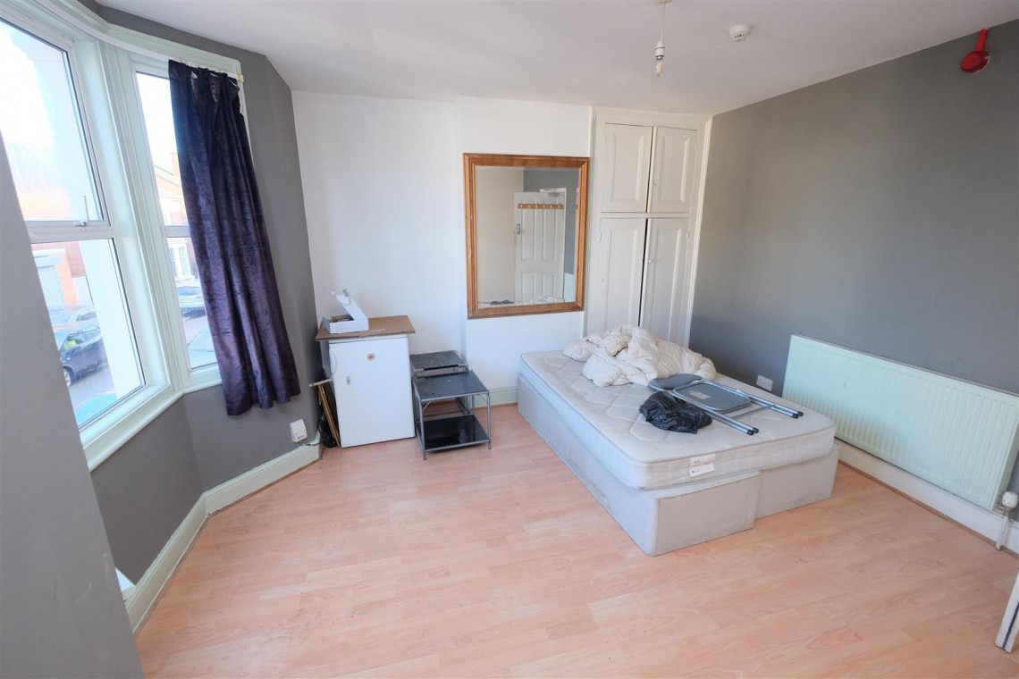 Images for HOUSE | UPDATING | GLOUCESTER