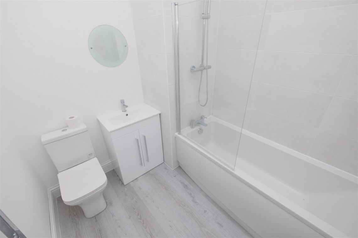 Images for RENOVATED FLAT | REDUCED £ | CLEVEDON
