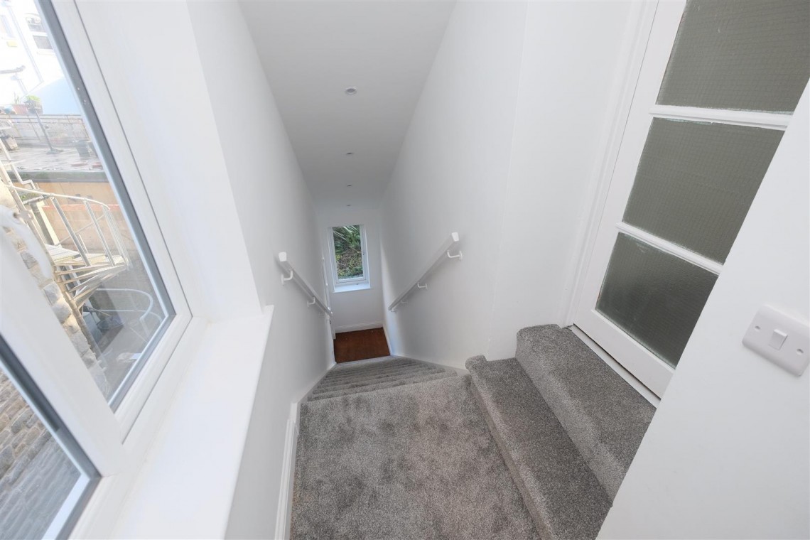 Images for RENOVATED FLAT | REDUCED £ | CLEVEDON