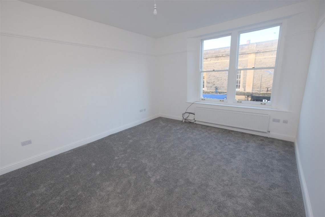 Images for RENOVATED FLAT | REDUCED £ | CLEVEDON