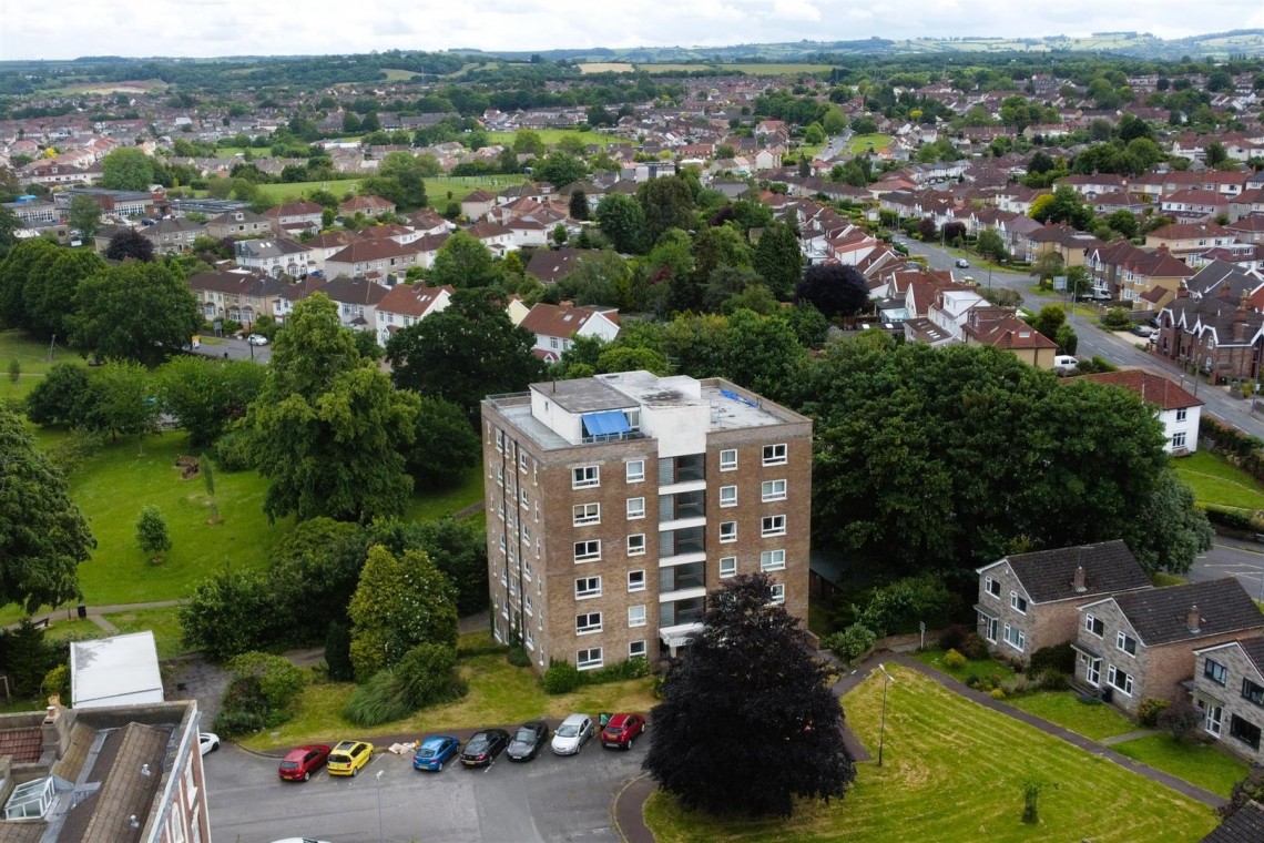 Images for VACANT FLAT | BS16