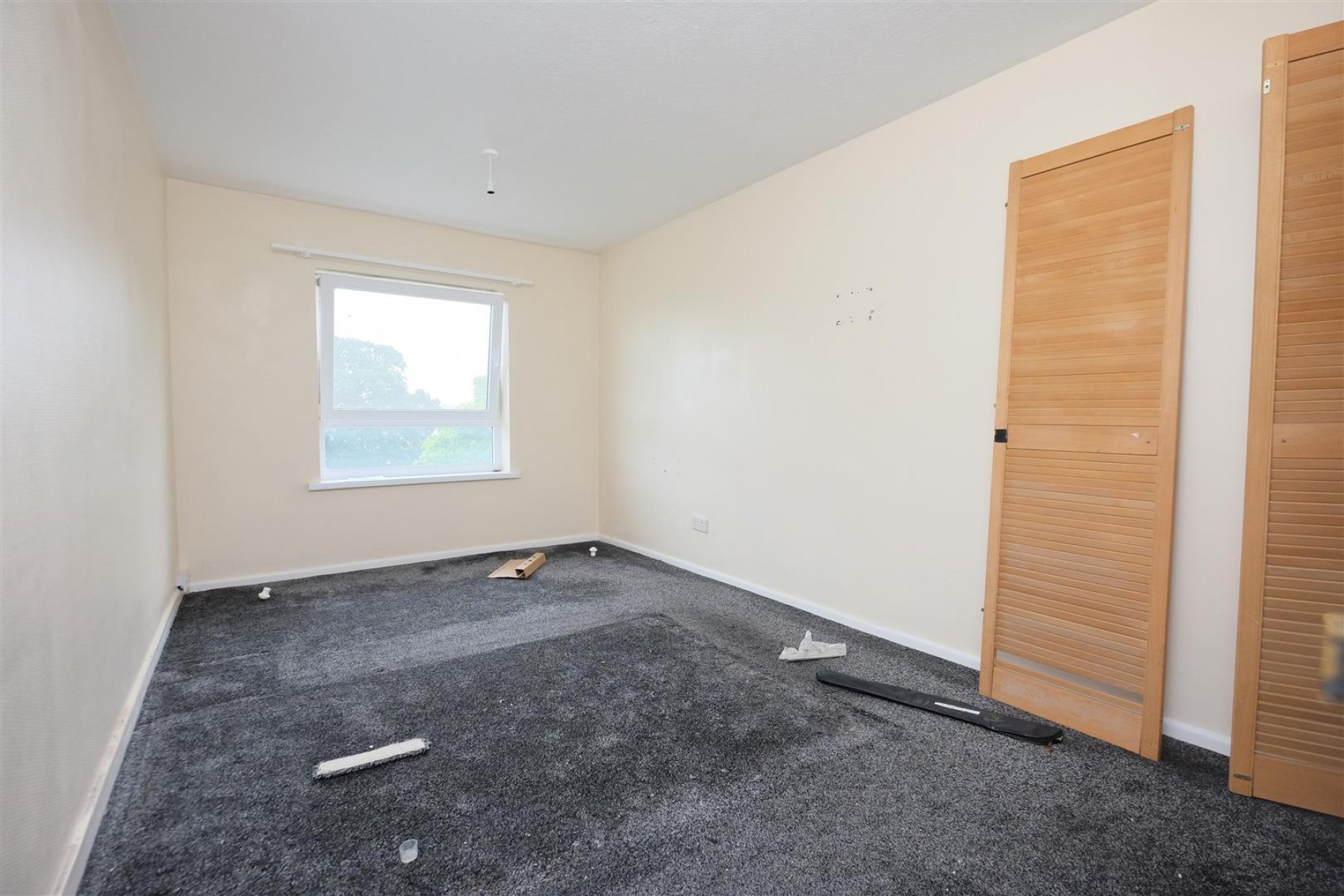 Images for VACANT FLAT | BS16