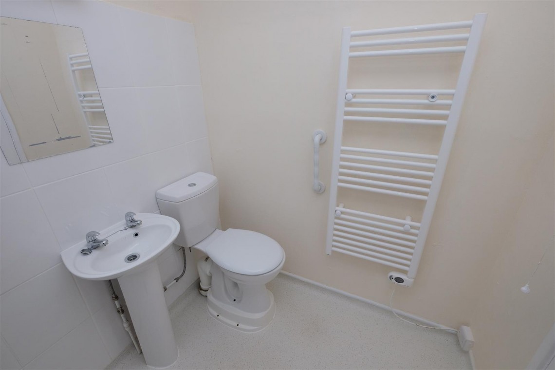 Images for HOUSE | CASH ONLY | LYDNEY