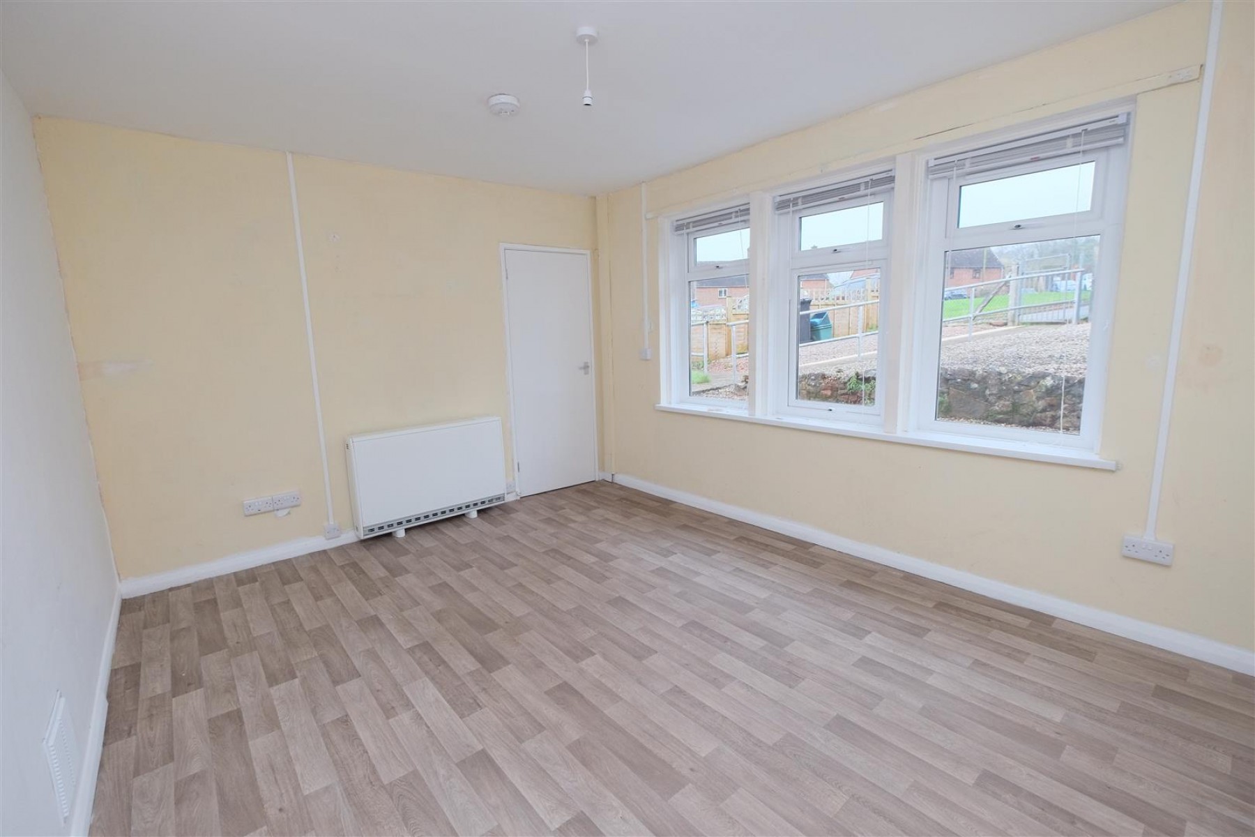 Images for HOUSE | CASH ONLY | LYDNEY