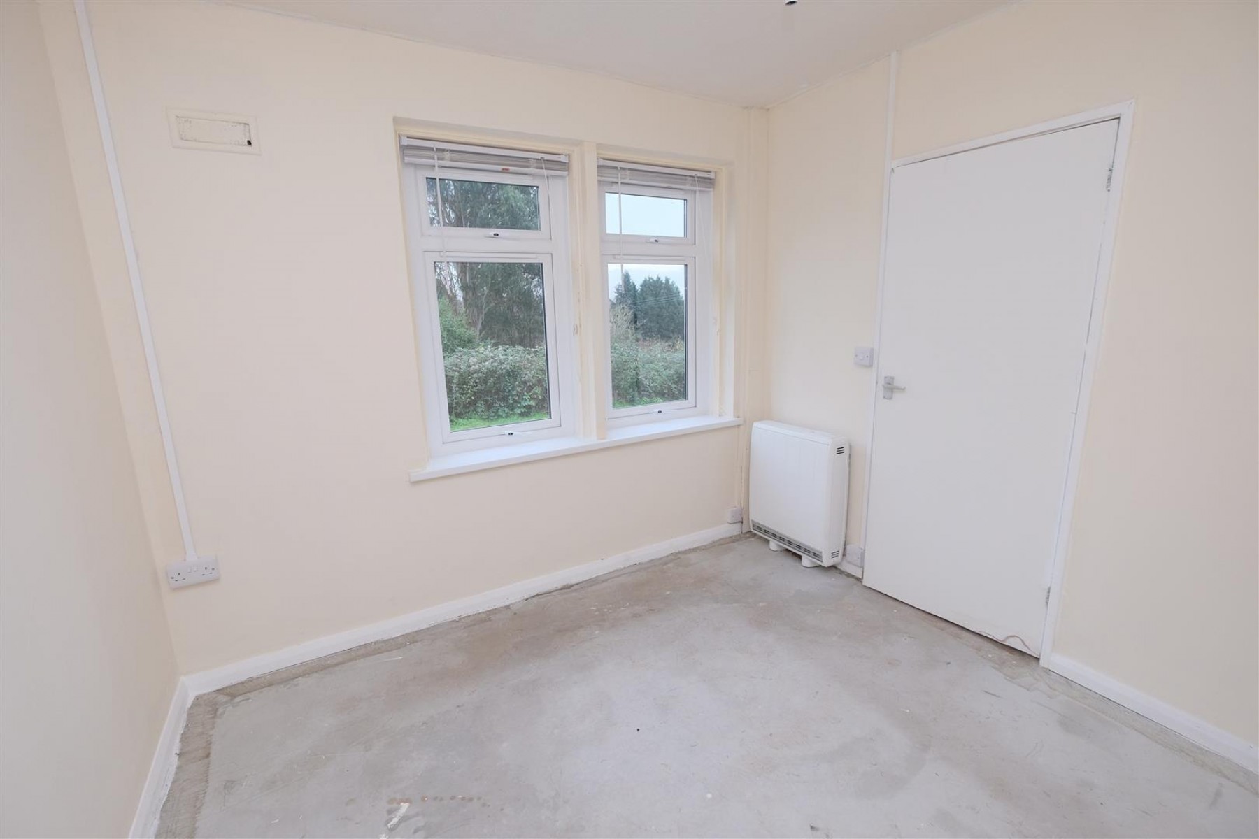 Images for HOUSE | CASH ONLY | LYDNEY