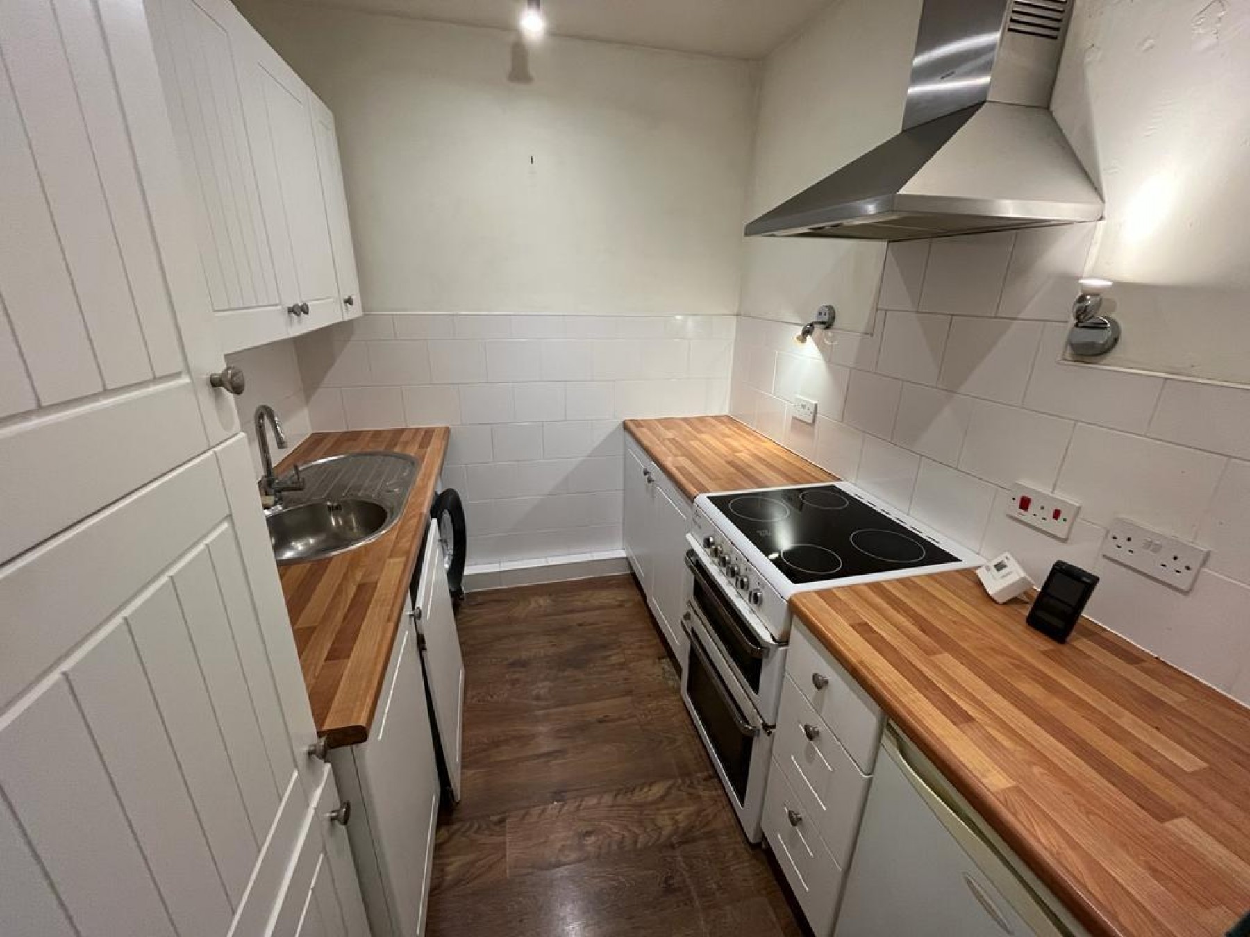 Images for FLAT | PARKING | GARDEN | SOUTHVILLE