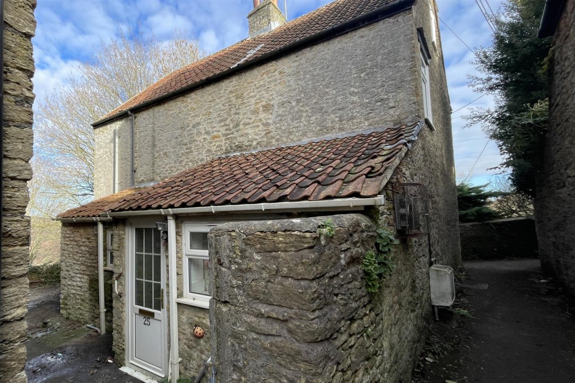 Images for HOUSE | MODERNISATION | FROME