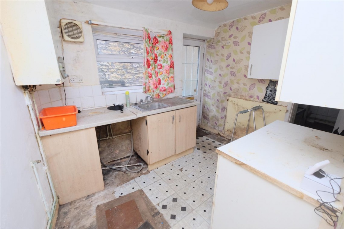 Images for HOUSE | MODERNISATION | FROME