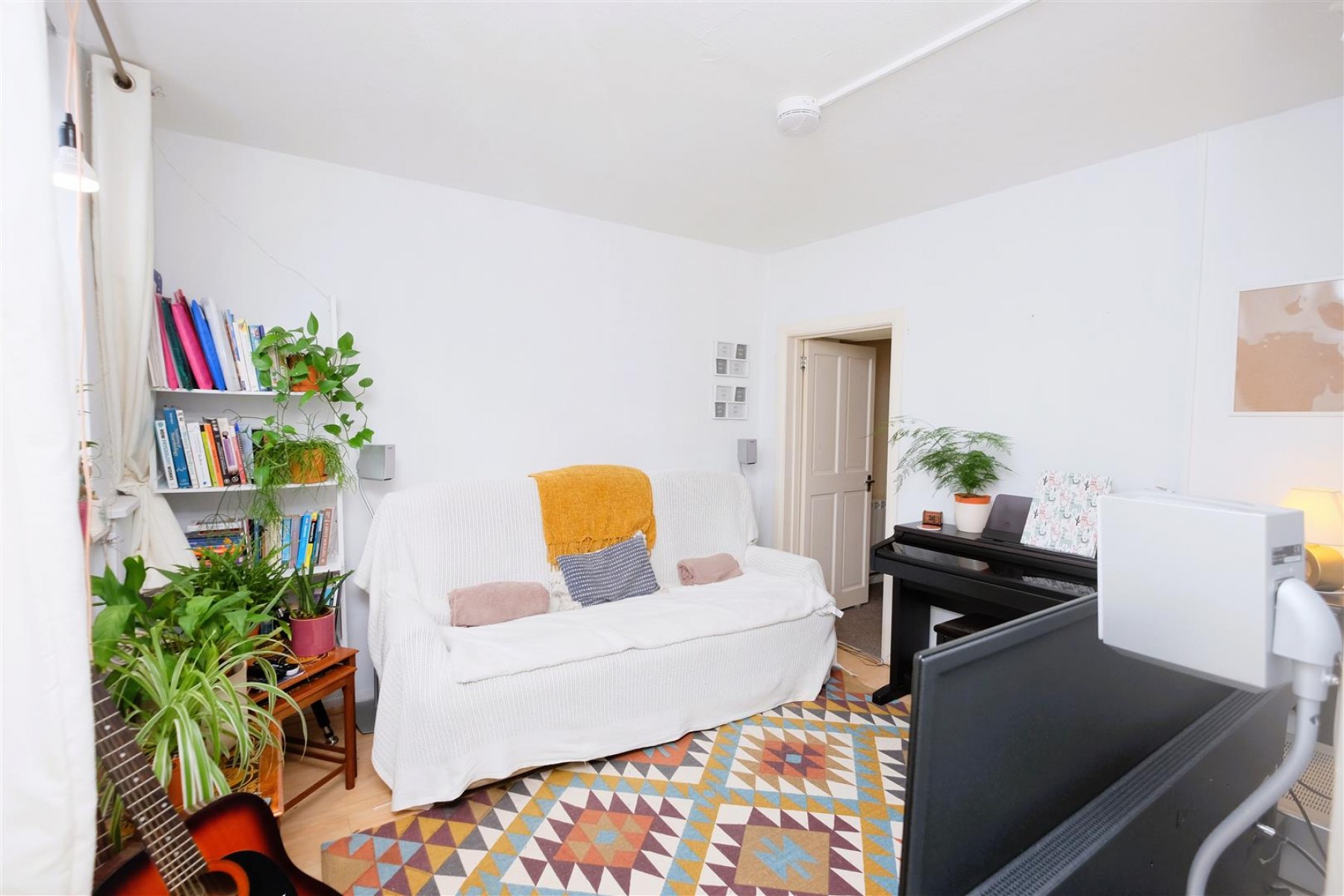 Images for 3 X FLATS | £20K PA