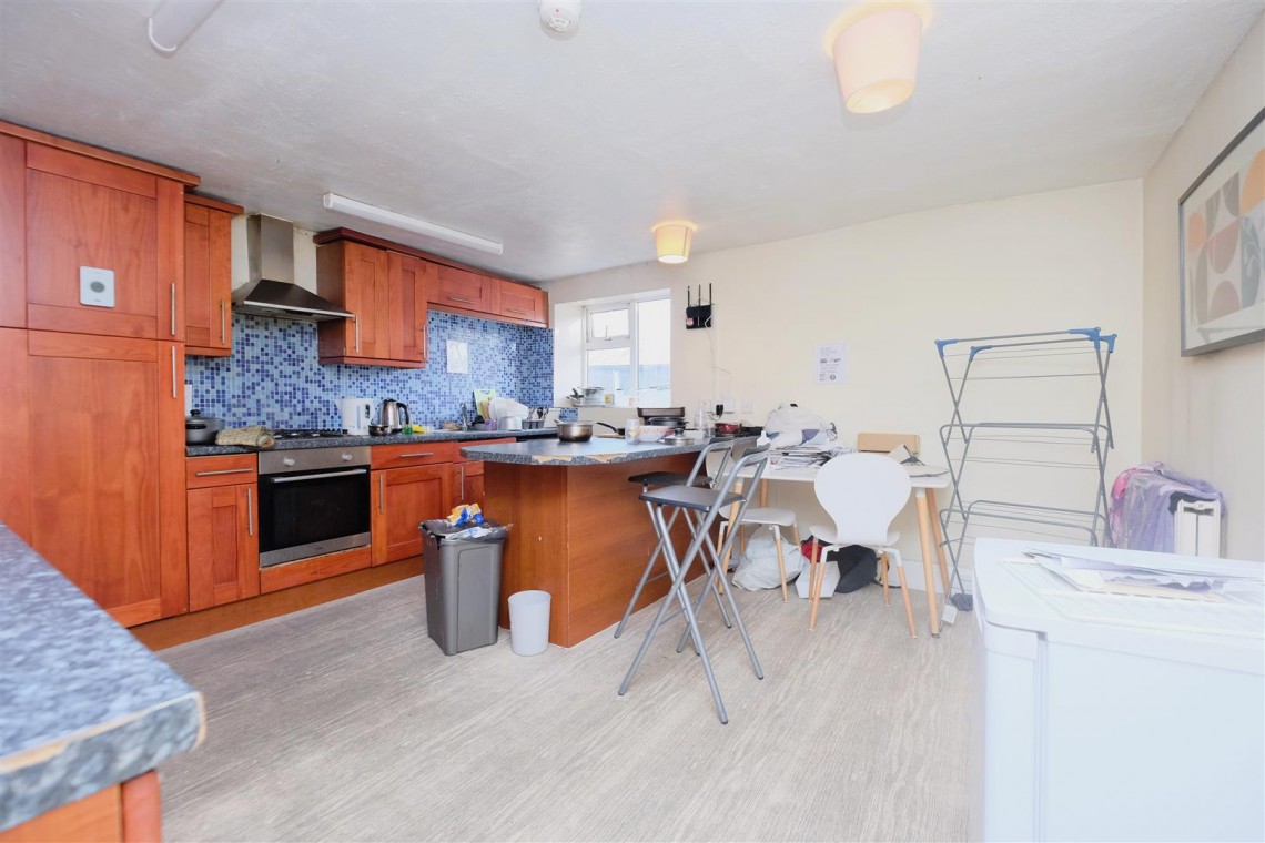 Images for MIXED USE INVESTMENT | £28K