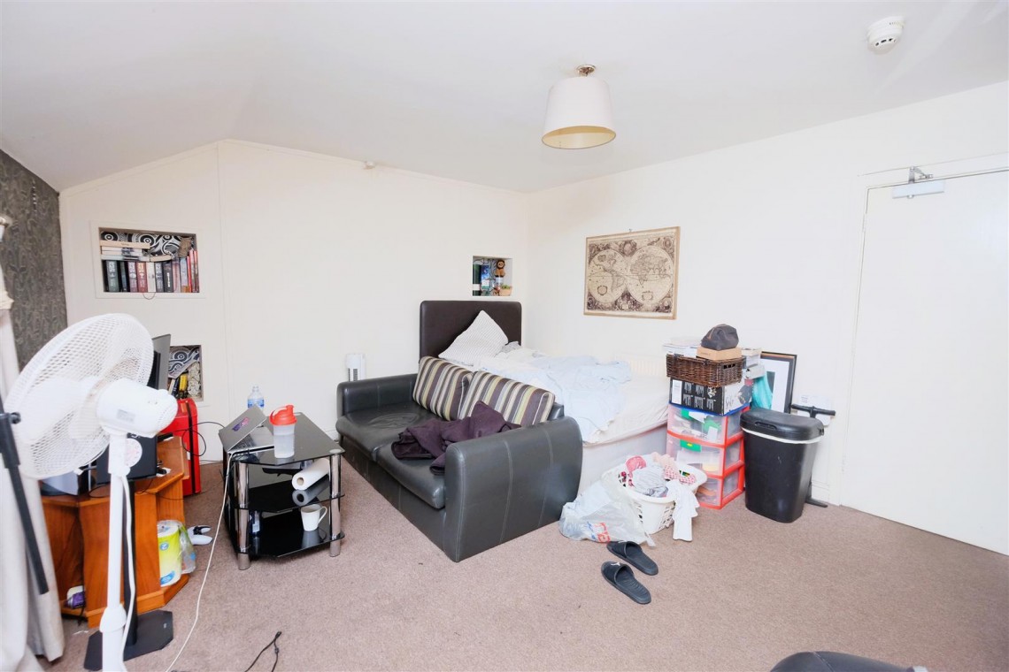 Images for MIXED USE INVESTMENT | £28K