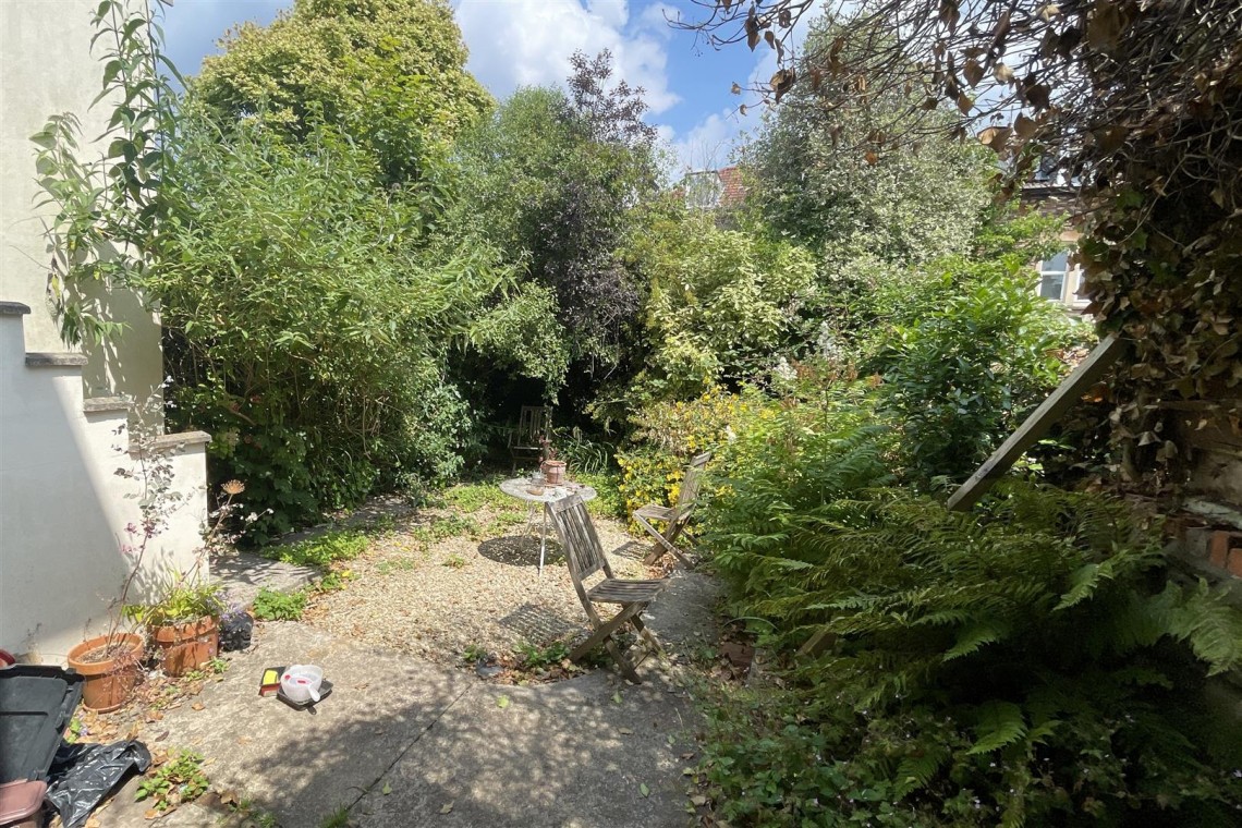 Images for 8 BED HMO | FAMILY HOME | REDLAND BS6