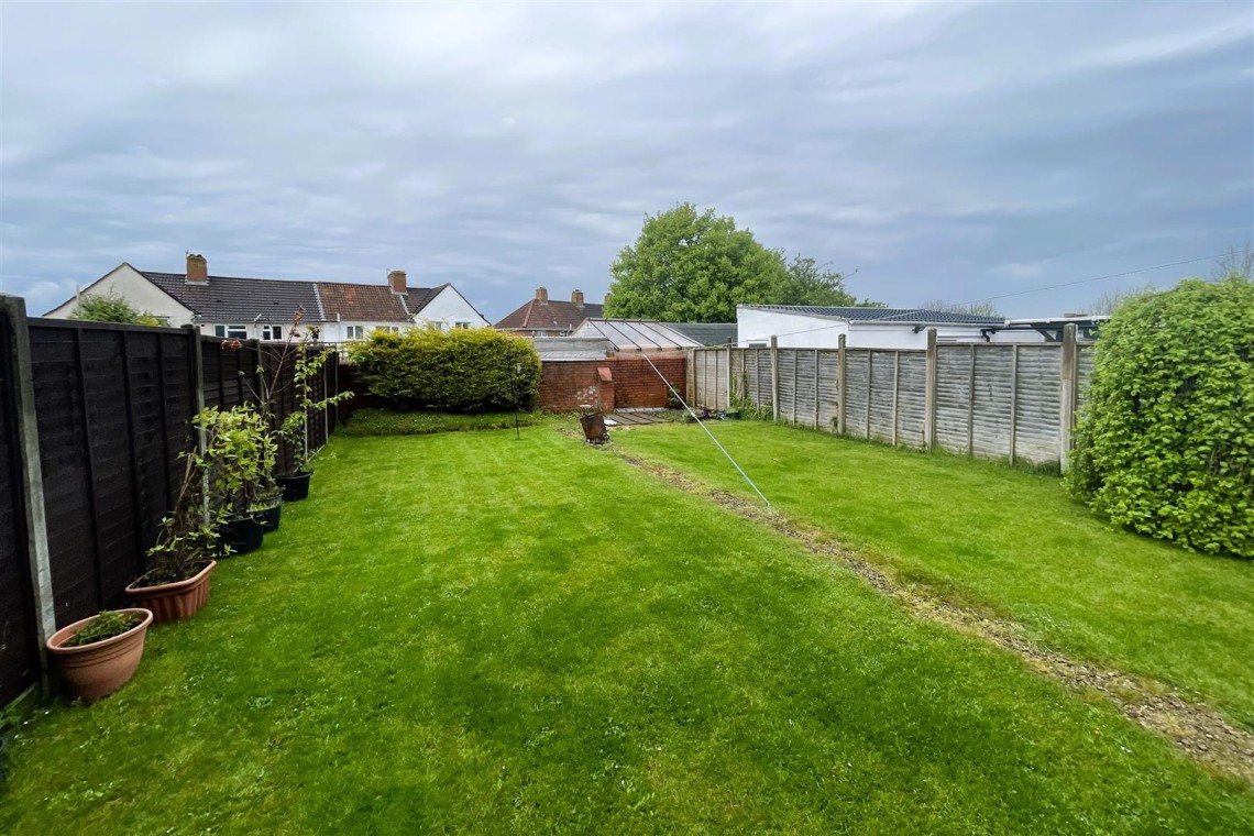 Images for UPDATING | LARGE GARDEN | BS4