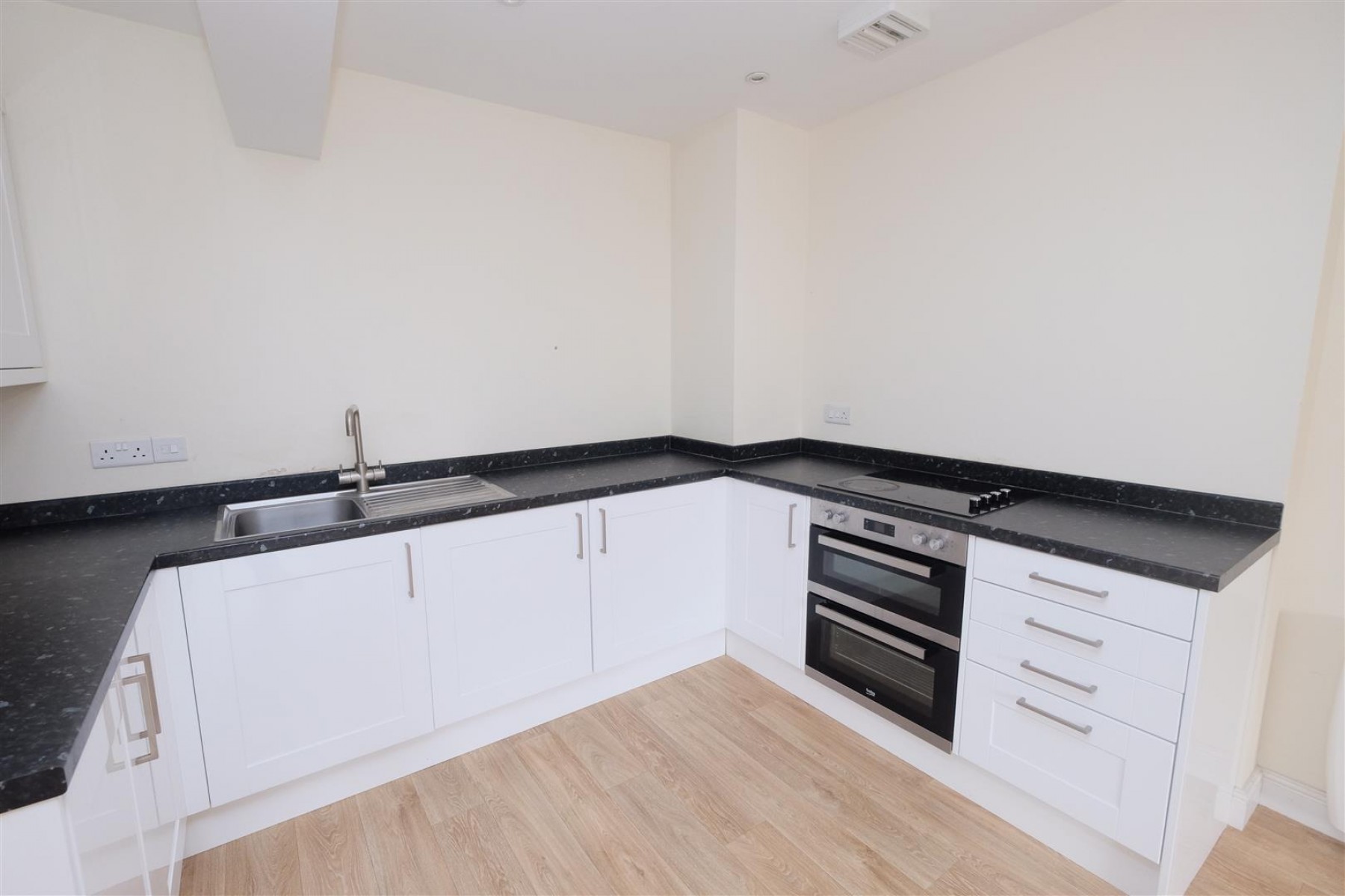 Images for TENANTED FLAT | MIDSOMER NORTON