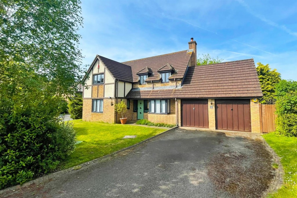 DETACHED ST ARVANS, 4 bedroom, House Detached