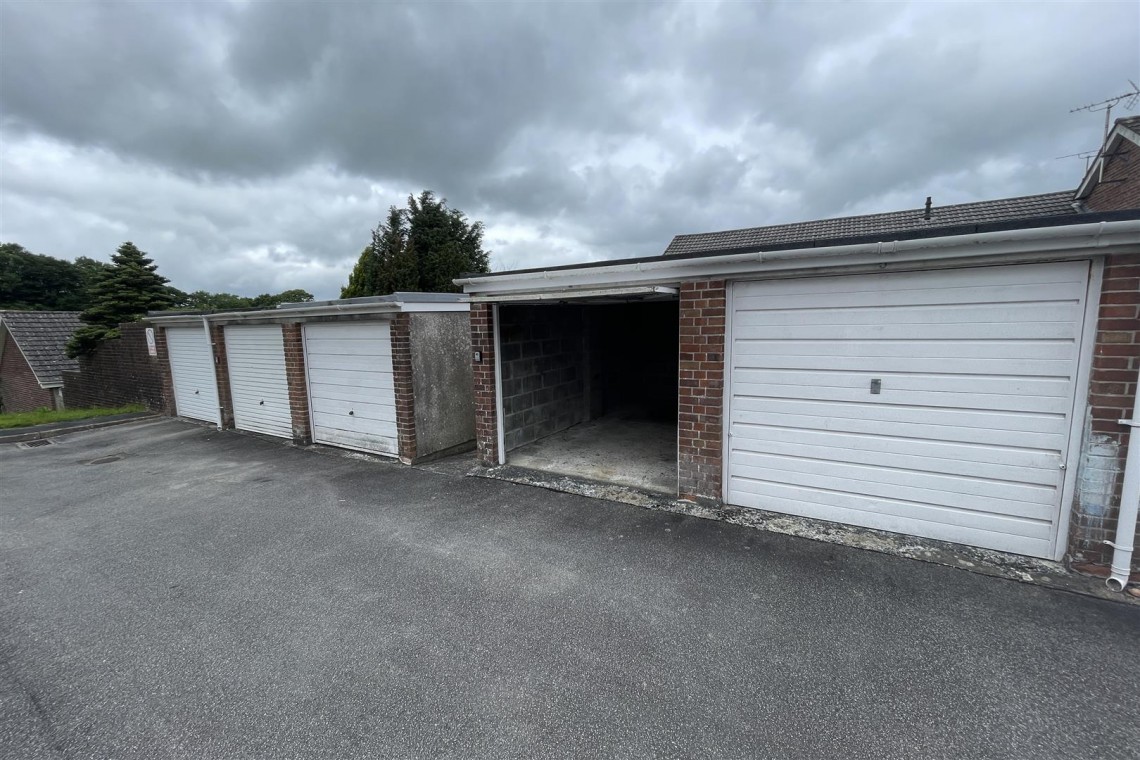 Images for SINGLE GARAGE | OKEHAMPTON