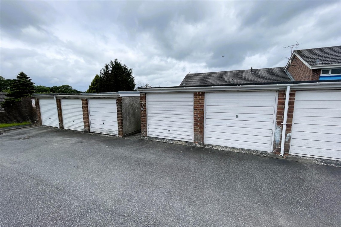 Images for SINGLE GARAGE | OKEHAMPTON