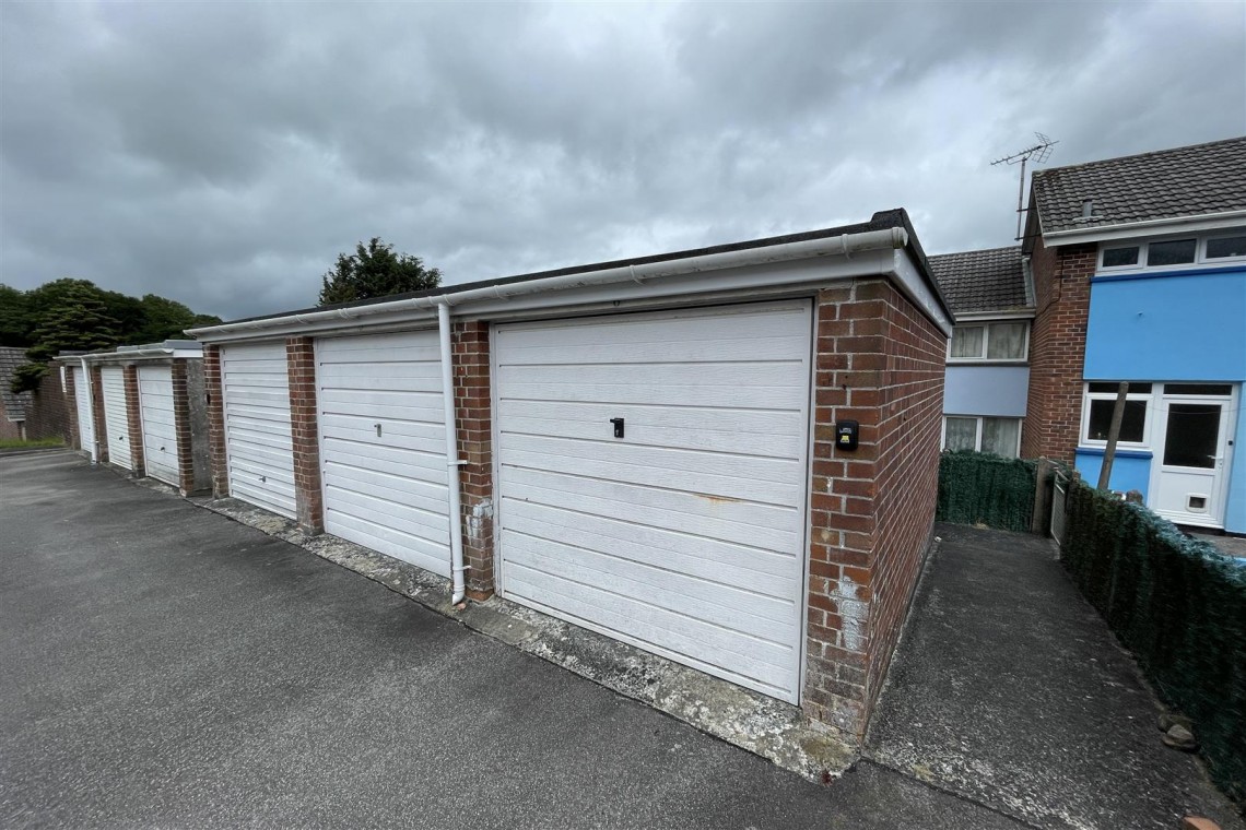 Images for SINGLE GARAGE | OKEHAMPTON