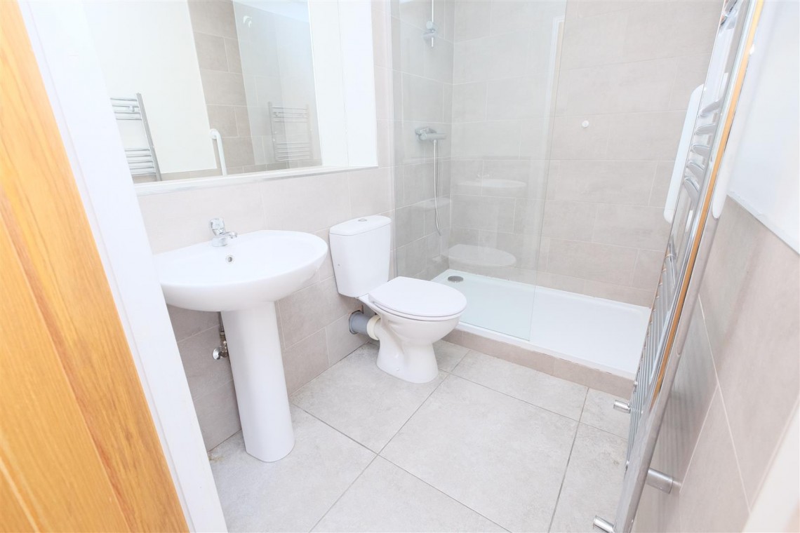 Images for HOUSE + ANNEXE | BS4