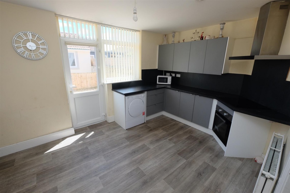 Images for HOUSE + ANNEXE | BS4