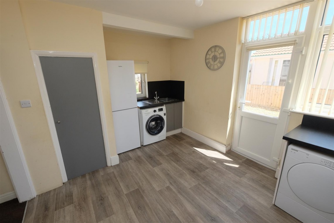 Images for HOUSE + ANNEXE | BS4