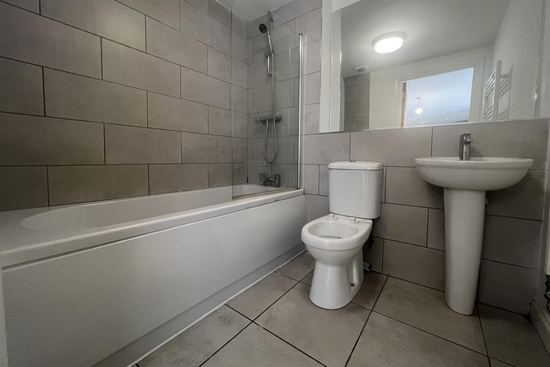 Images for HOUSE + ANNEXE | BS3