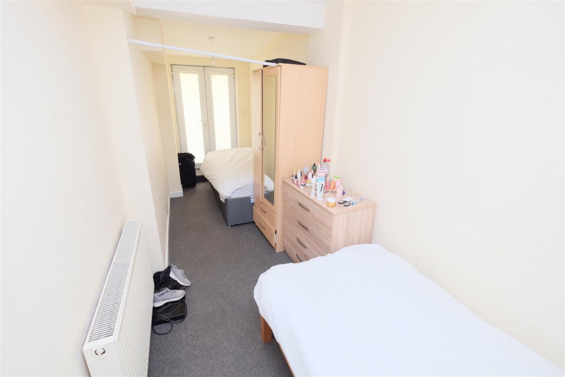 Images for 2 X FLATS | BS3