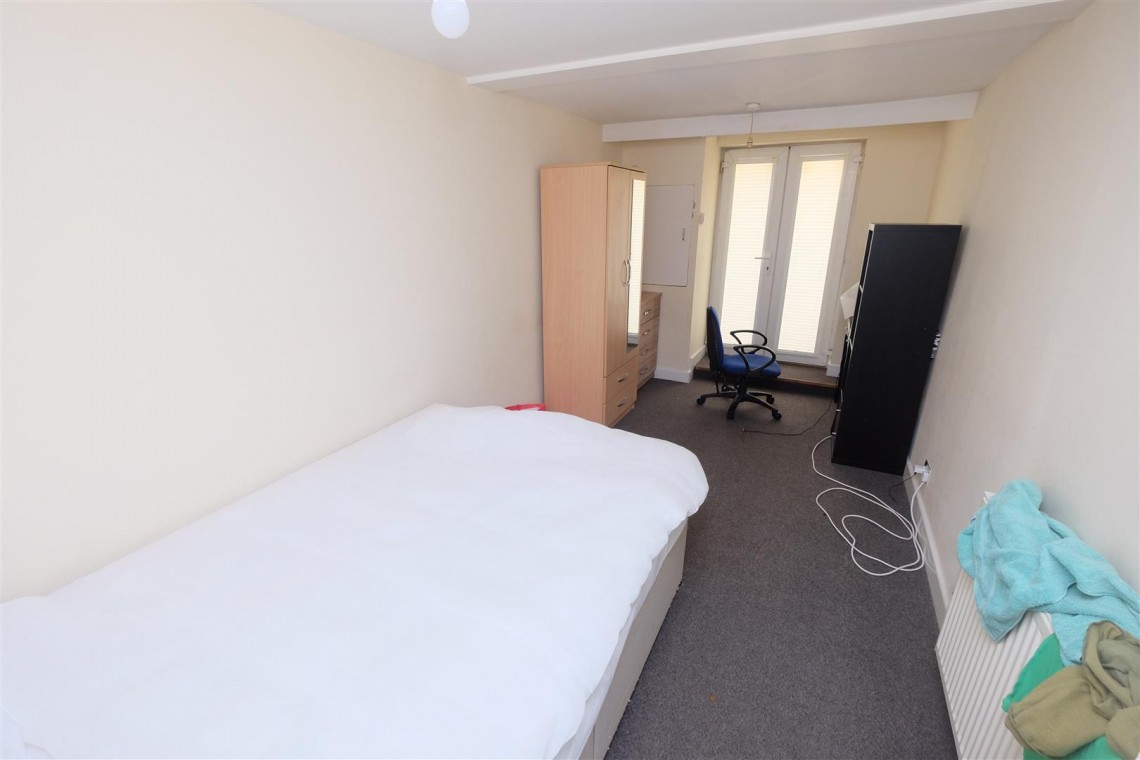 Images for 2 X FLATS | BS3