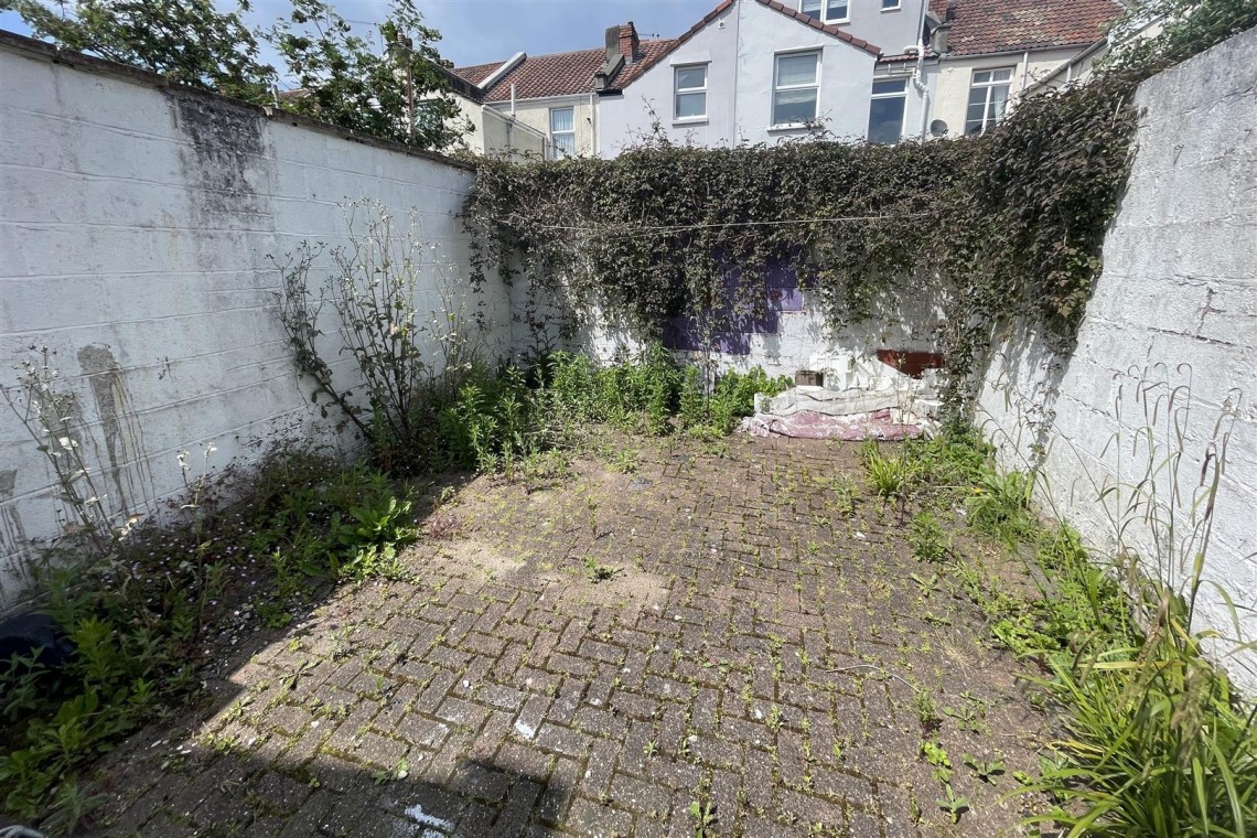Images for 2 X FLATS | BS3