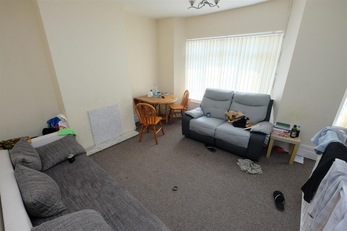 Images for 2 X FLATS | BS3