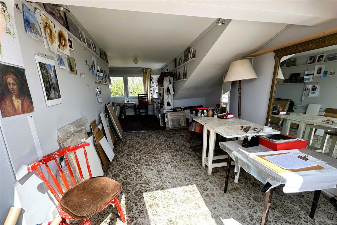 Images for PERIOD HOME | REDUCED | BS8