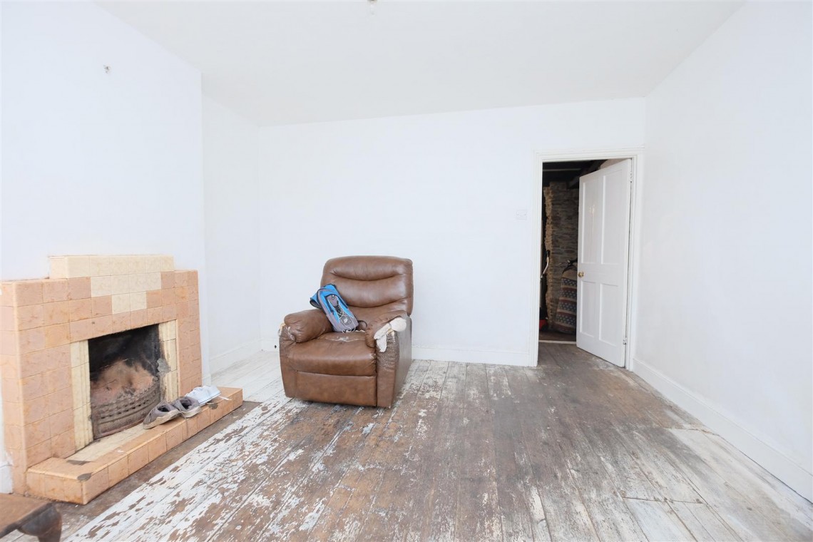 Images for HOUSE | MODERNISATION | FROME
