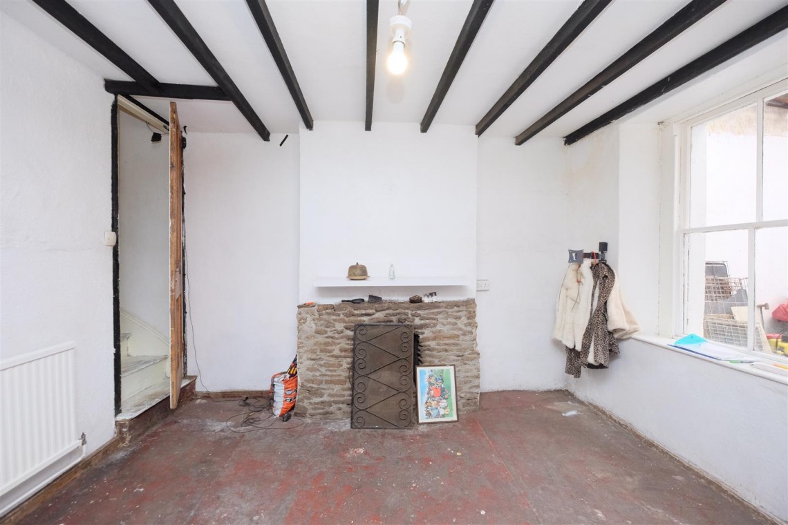 Images for HOUSE | MODERNISATION | FROME