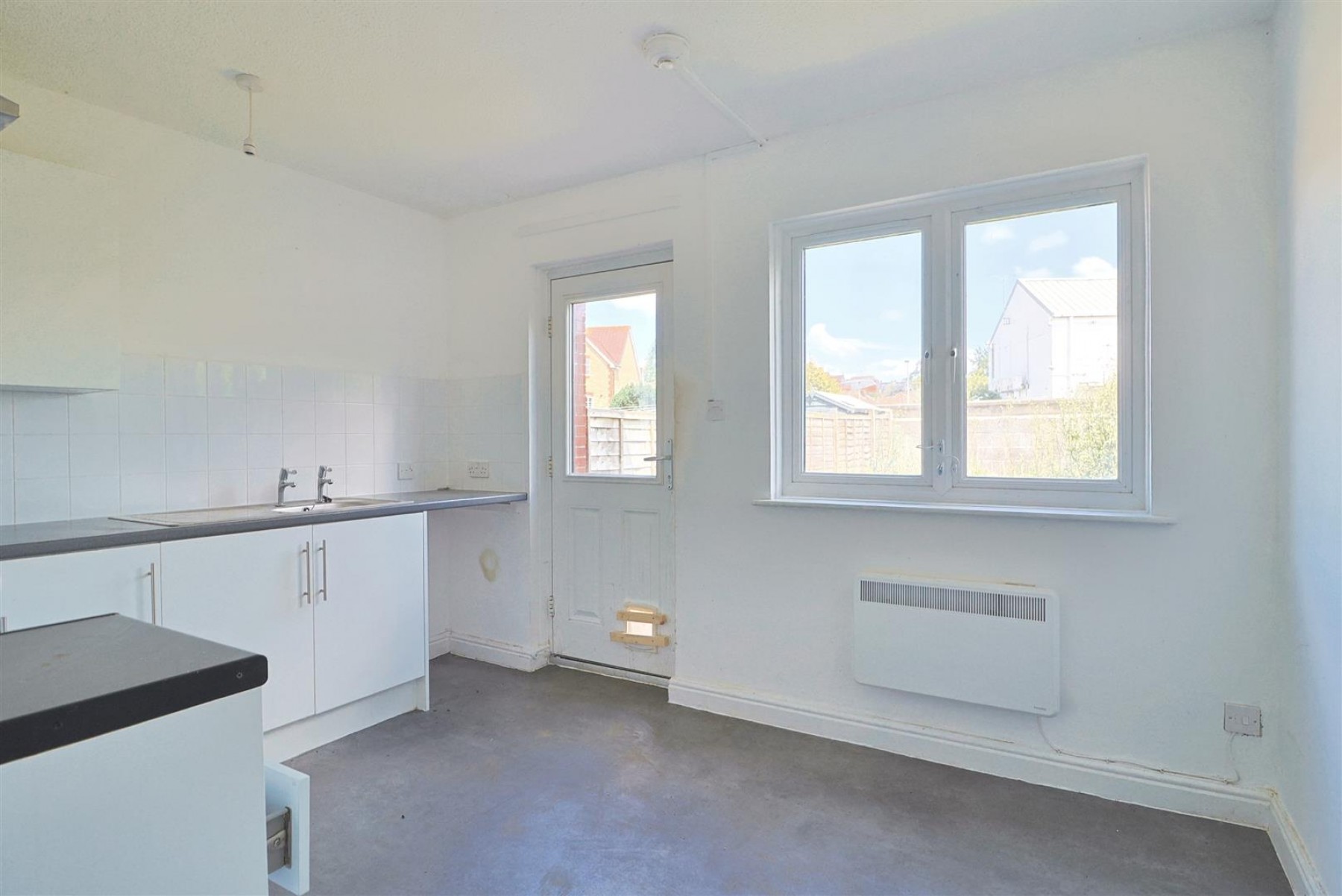 Images for 2 BED HOUSE | WINCANTON