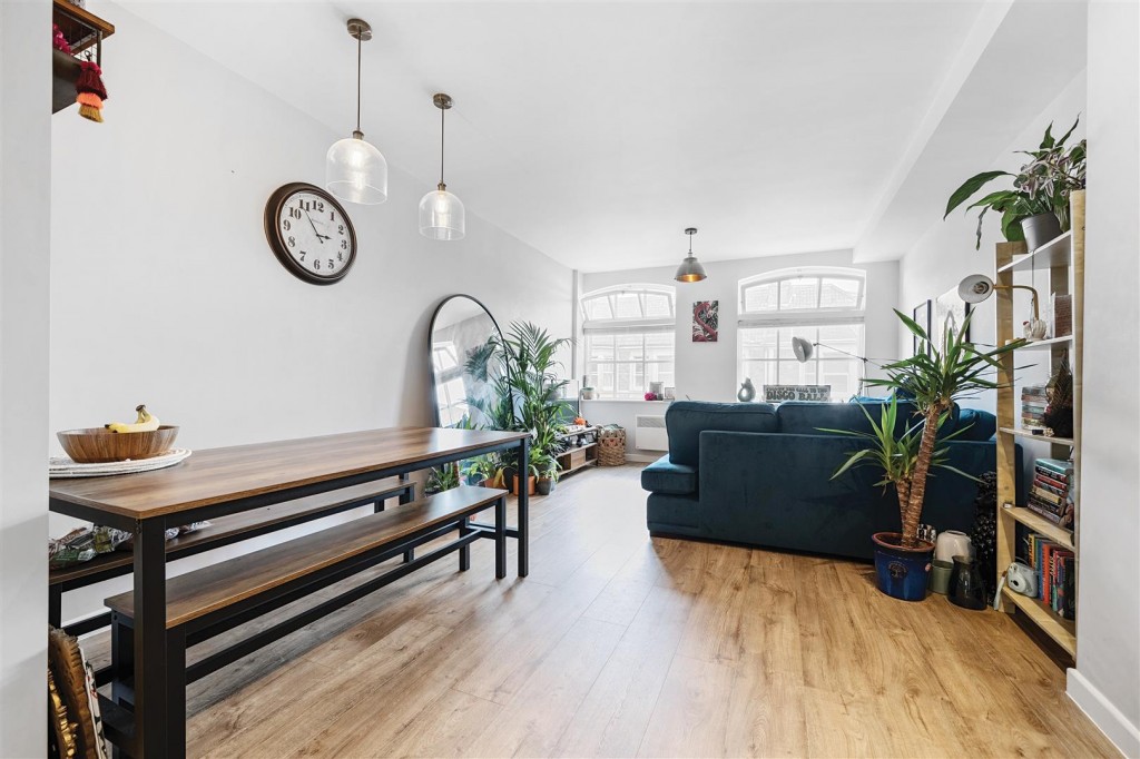 Beaconsfield Road, St 1 bedroom, Flat