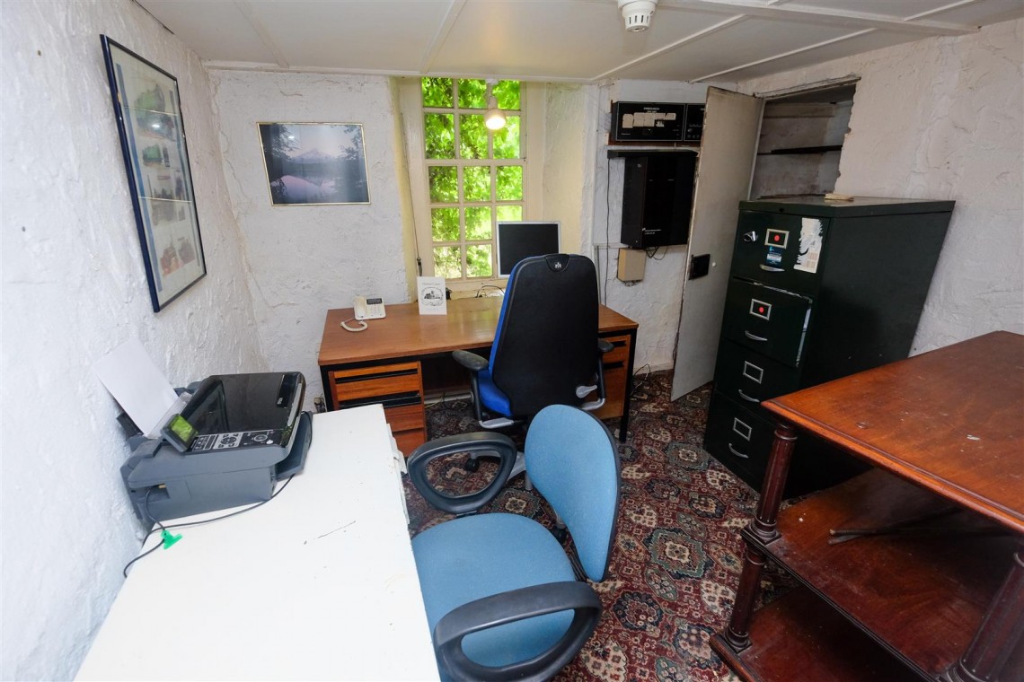 Images for HUTTON COURT | NORTH SOMERSET
