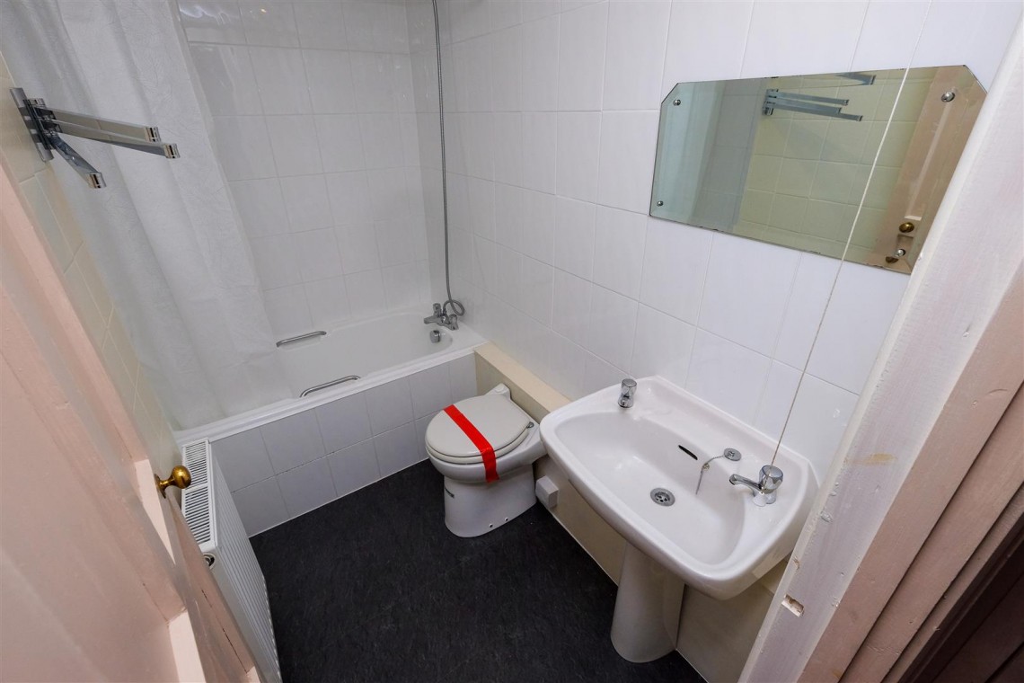 Images for HUTTON COURT | NORTH SOMERSET